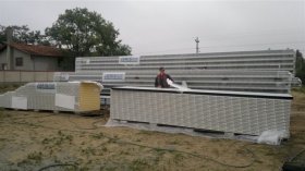 Structures & containers