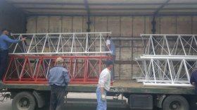 Structures & containers