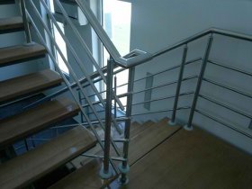 Railings, stairs, gates Inox