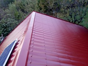 Roof metal tile